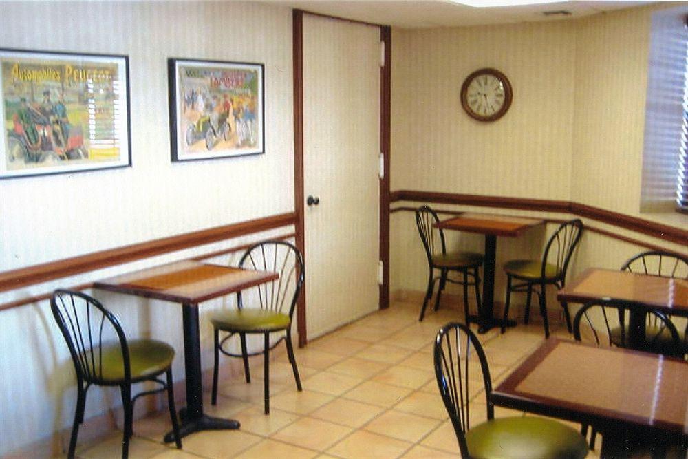 Whitman Motor Lodge Huntington Εξωτερικό φωτογραφία