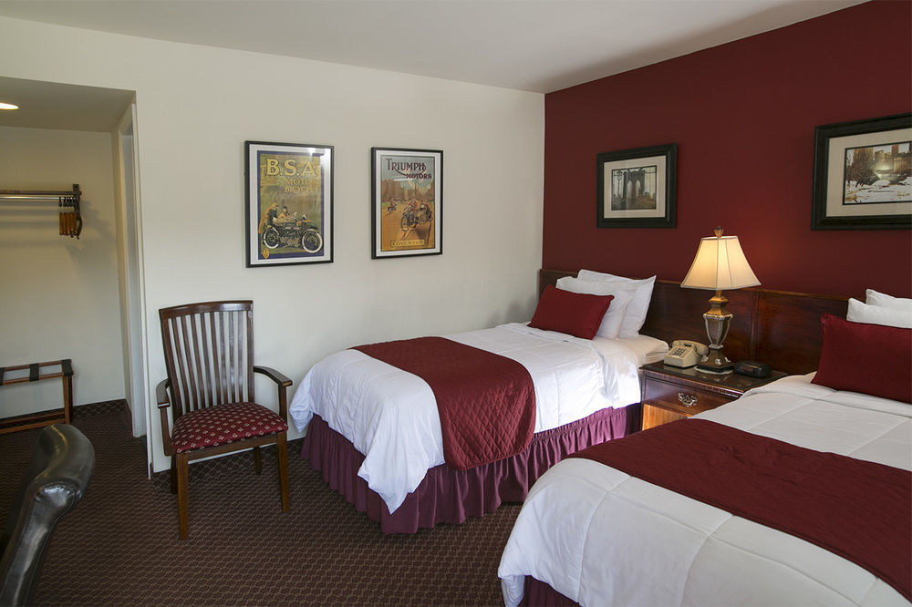 Whitman Motor Lodge Huntington Εξωτερικό φωτογραφία